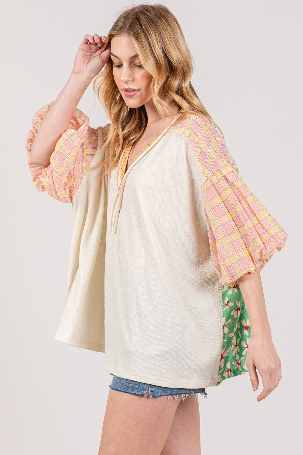 SAGE + FIG Color Block Bubble Sleeve Top